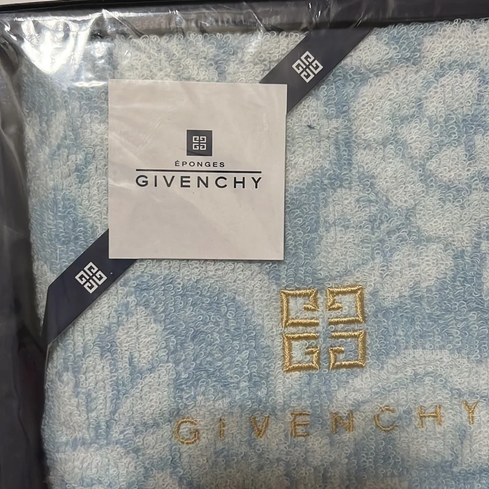 Givenchy face/hand towel